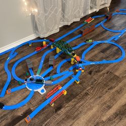 Assorted Lot Of TOMY Thomas The Tank Engine Train Trackmaster Tracks & Pieces