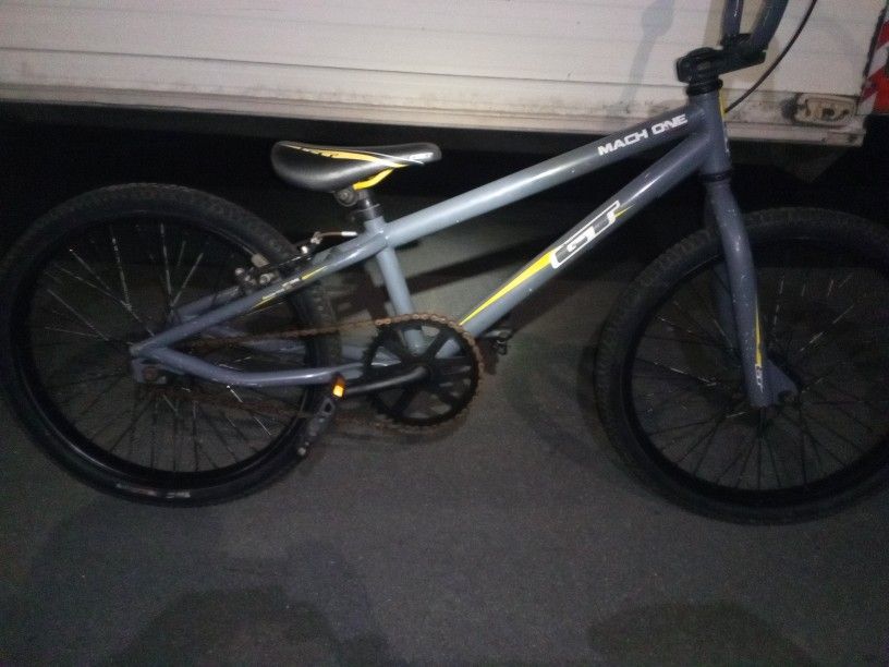 GT Mach One Expert Beginner BMX Bike