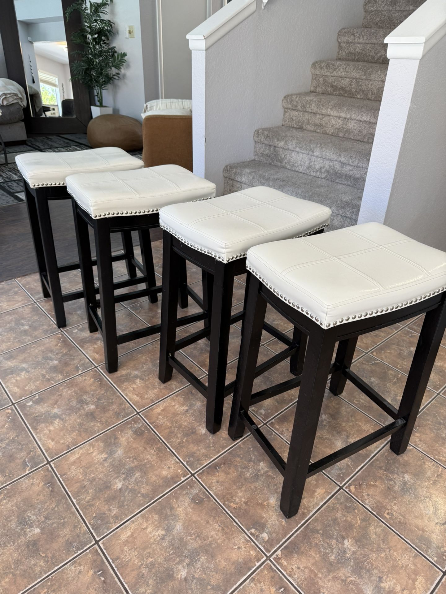 Backless Counter Height Bar Stool Set of 4