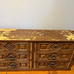 Dresser