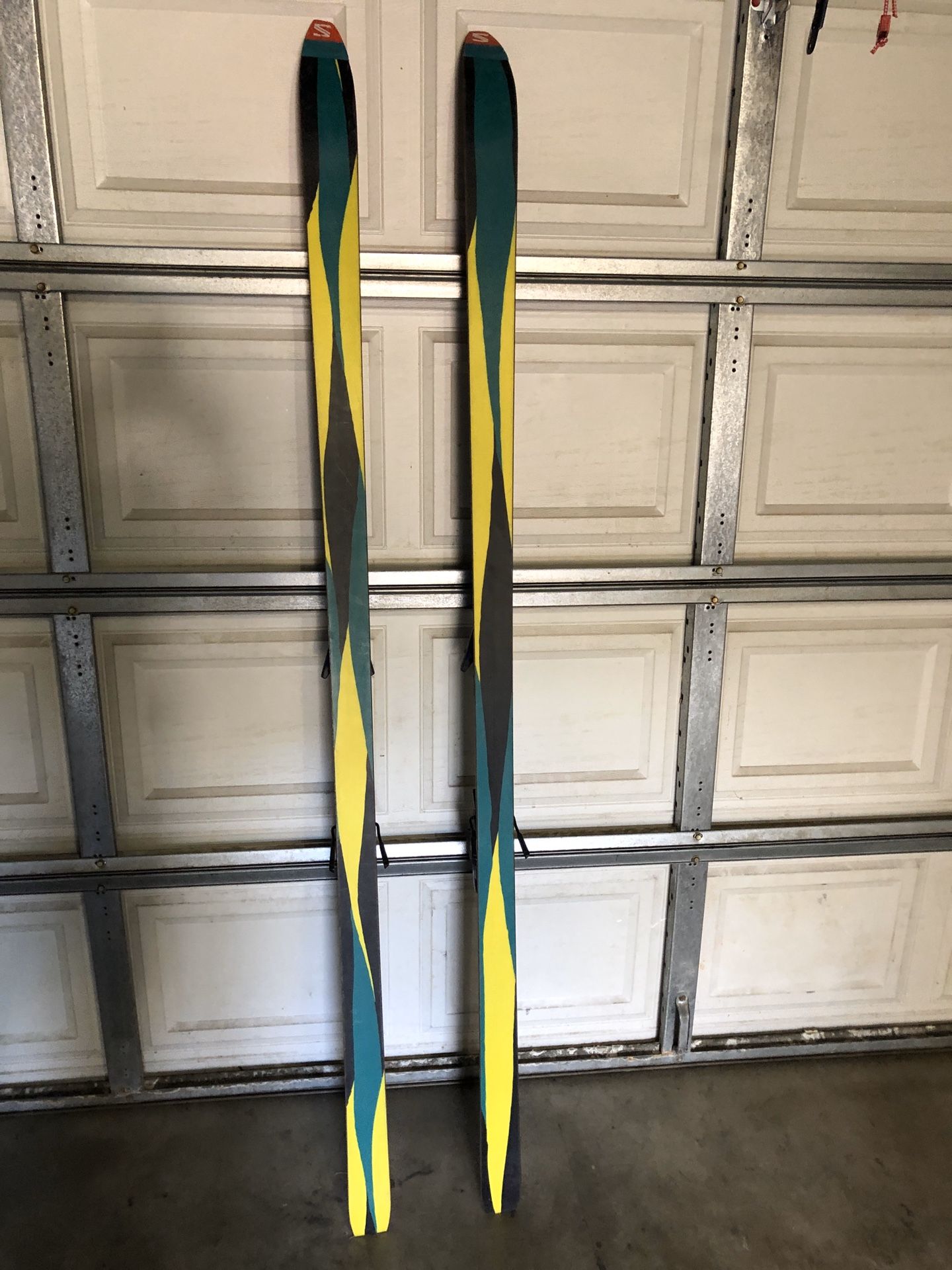 salomon 977 ski bindings Rhythm Snowboard 2027 Skiis & Biikes For skiers looking to build a one ski quiver for resort and touring love the Shift option Salomon N X12 Tl Alpine