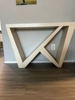 Entrance/ hallway table (White)