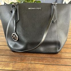 MK Purse 