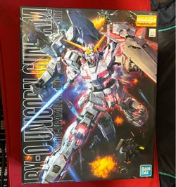 Bandai MG RX-0 Unicorn Gundam Model Kit