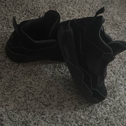 Black Cat 4’s