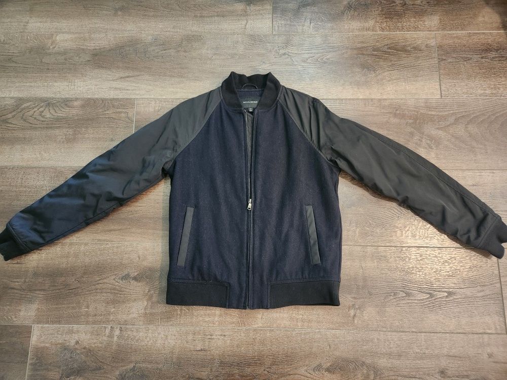 Men's Banana Republic wool Jacket, size M, wool 64%, good condition