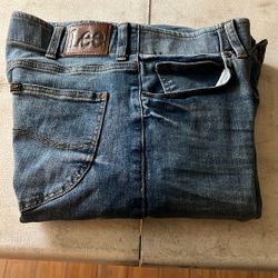 Men’s New Lee Jeans Size 34/34 $15.00