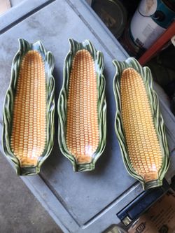 3 Portuguese Corn Cob Platter, Majolica Caldas? Deep Green And Yellow