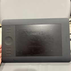 Wacom Intuos Pen Tablet
