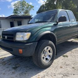 2000 Toyota Tacoma