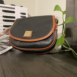 Dooney & Bourke Bag