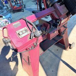 CENTRAL MACHINERY 1 HP, 4 in. x 6 in. Horizontal/Vertical Metal-Cutting Band Saw