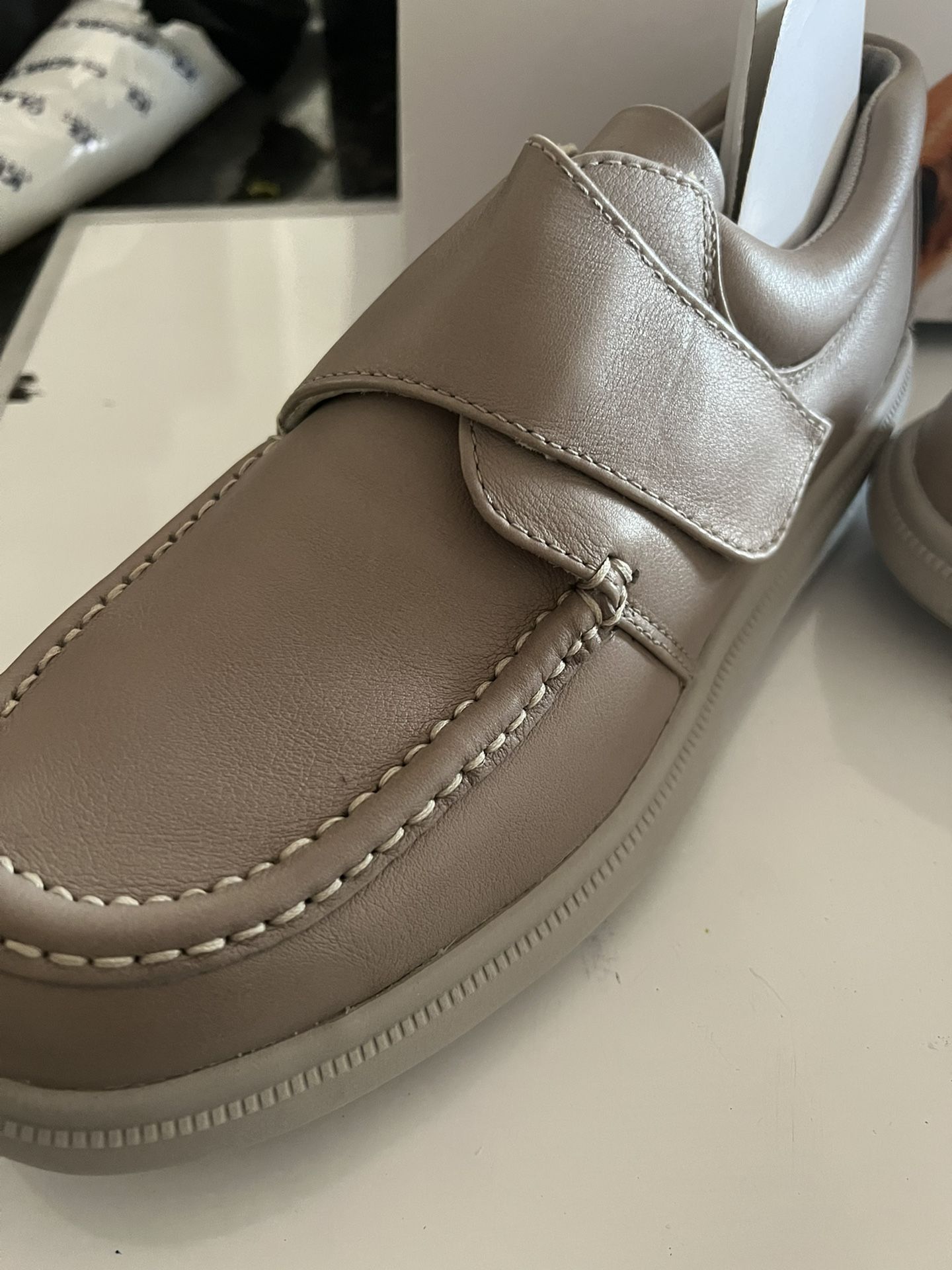 Hush Puppies HM01108-025 Men Gil Dove Leather 10.5 Usa