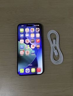 iPhone 15 Plus