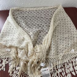 Women’s Chic Triangle Ivory Scarf With Sequins