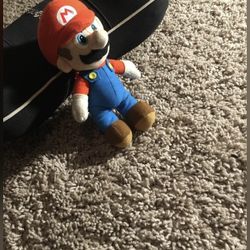 Super Mario keychain + wallet
