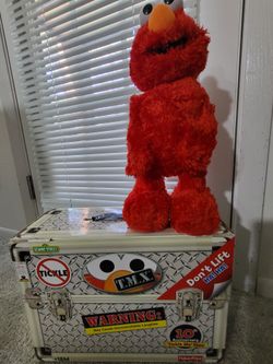 Tickle Me Elmo 