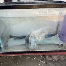 Fish Tank 30 Gal