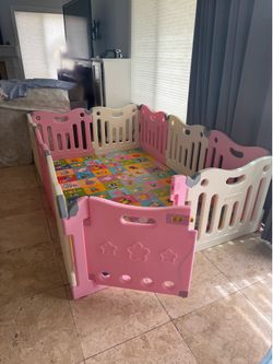 Playpen baby gate