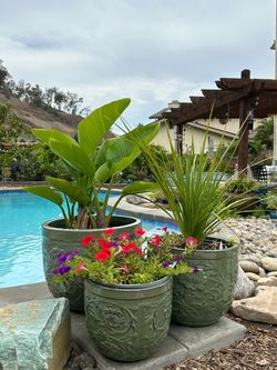 Green Ceramic Embossed Outdoor Planters Set of 3
