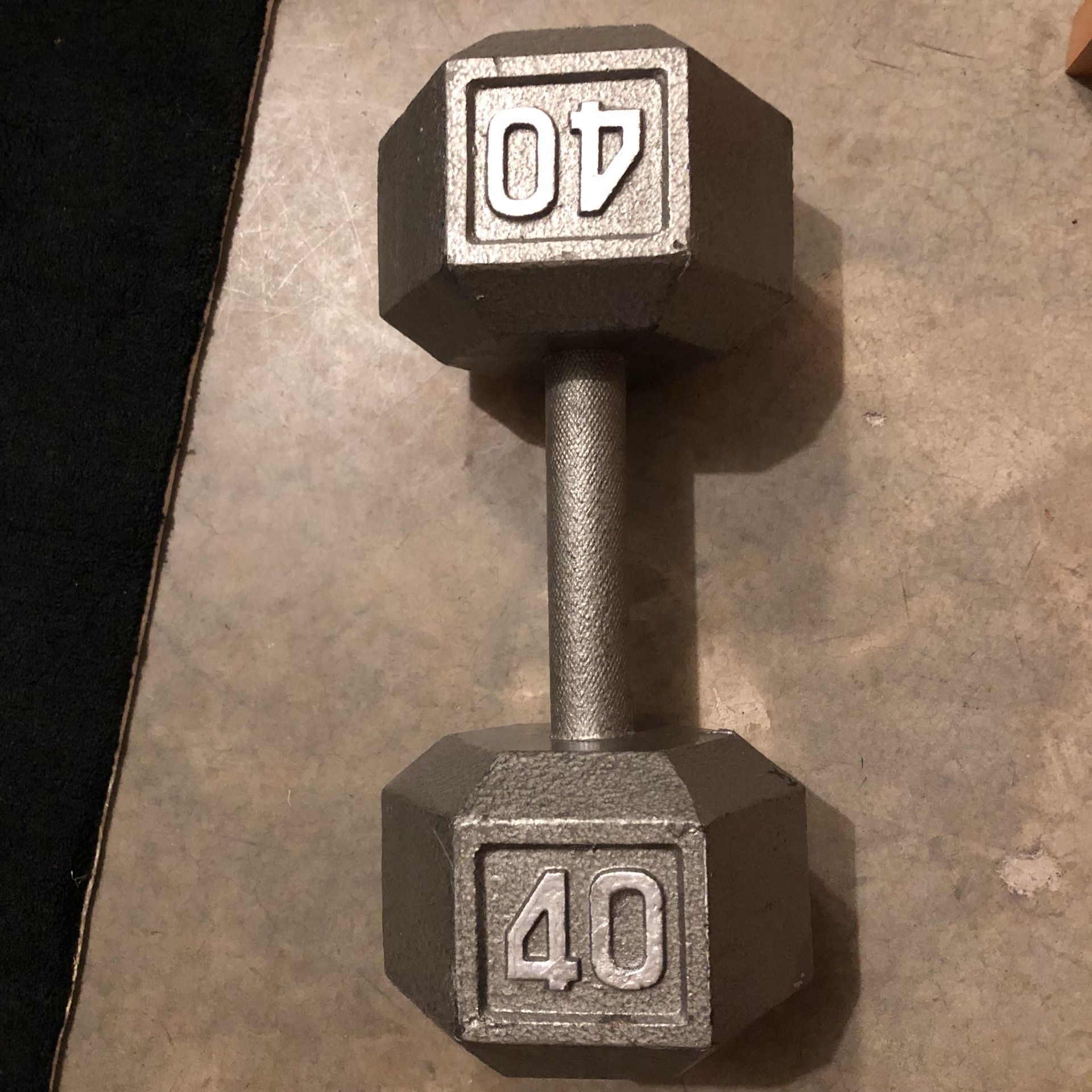 Single 40lb Dumbbell