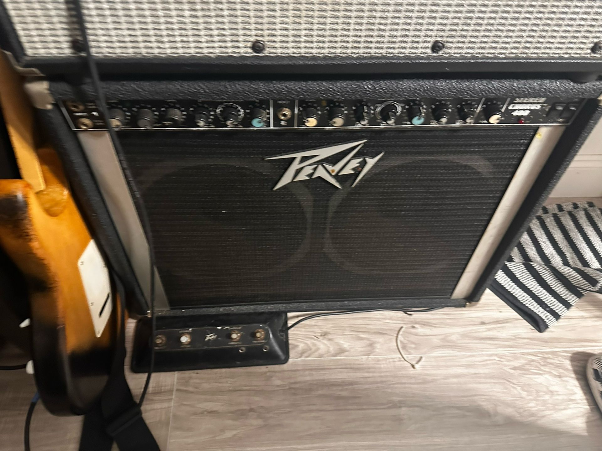 Peavey Stereo Chorus 400 | 500 Watt Guitar Amplifier