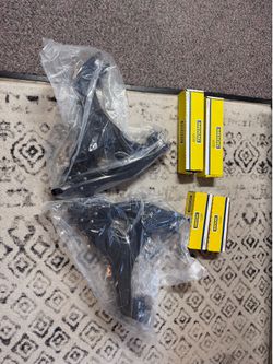 NEW MOOG Genuine Front Control Arms and Inner + Outer Tie Rods