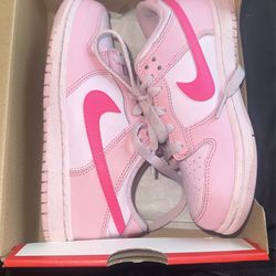 Nike Dunk Low 