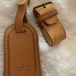 Louis Vuitton Luggage Tag Set w/ Poinette - Goldtone 