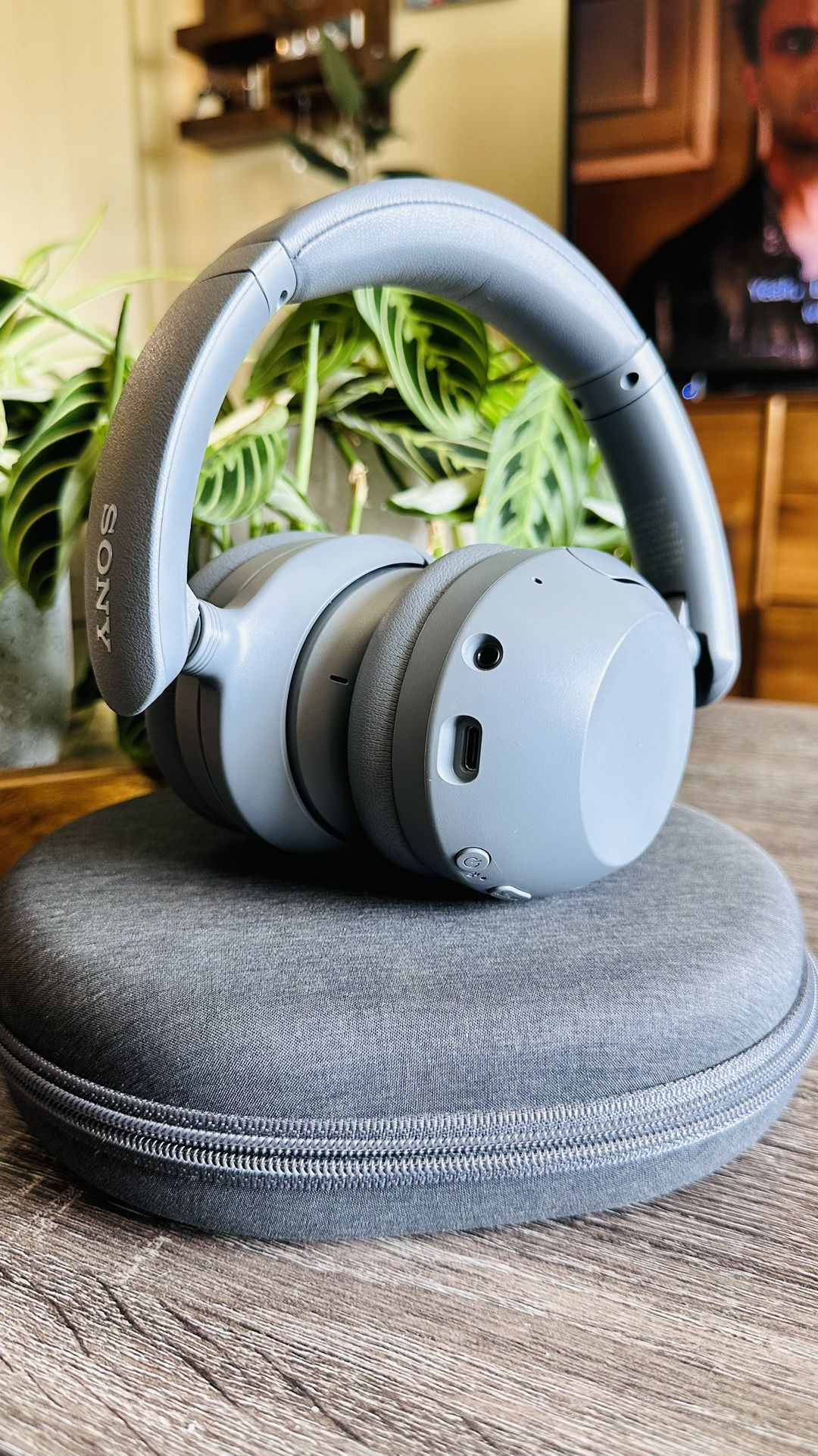 Sony XH-XB910N HEADPHONES