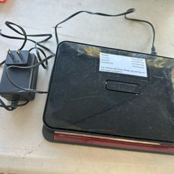 NETGEAR MODERN INTERNEt - 30$ Great Condition Comes W Charger 