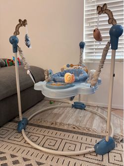 Baby bouncer