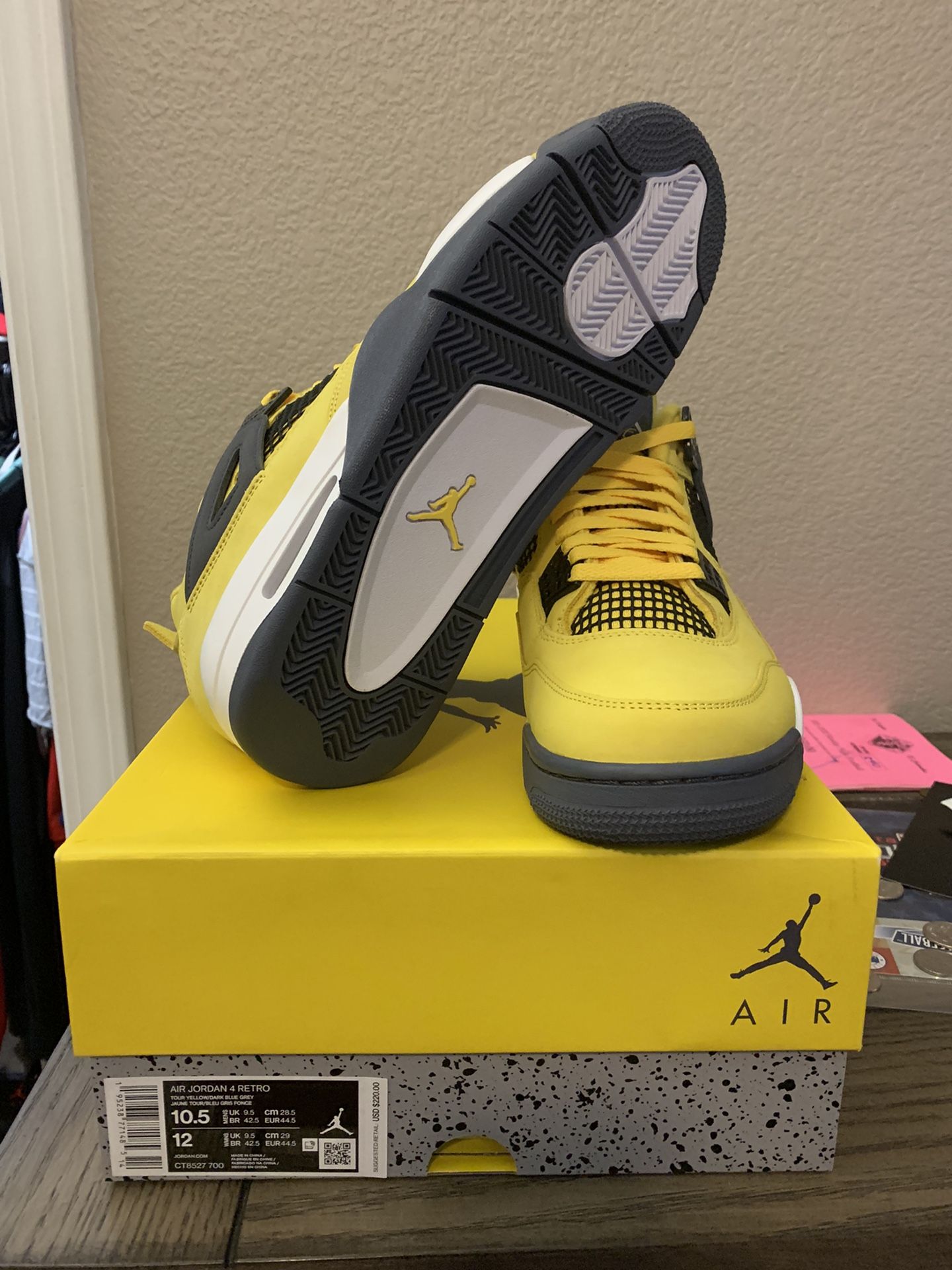 写真 Air Jordan 1 Low (GS) White/Pollen