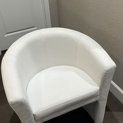 White Round Chair