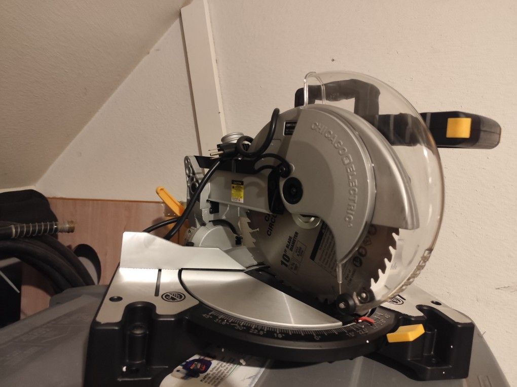10' Compound Miter Saw