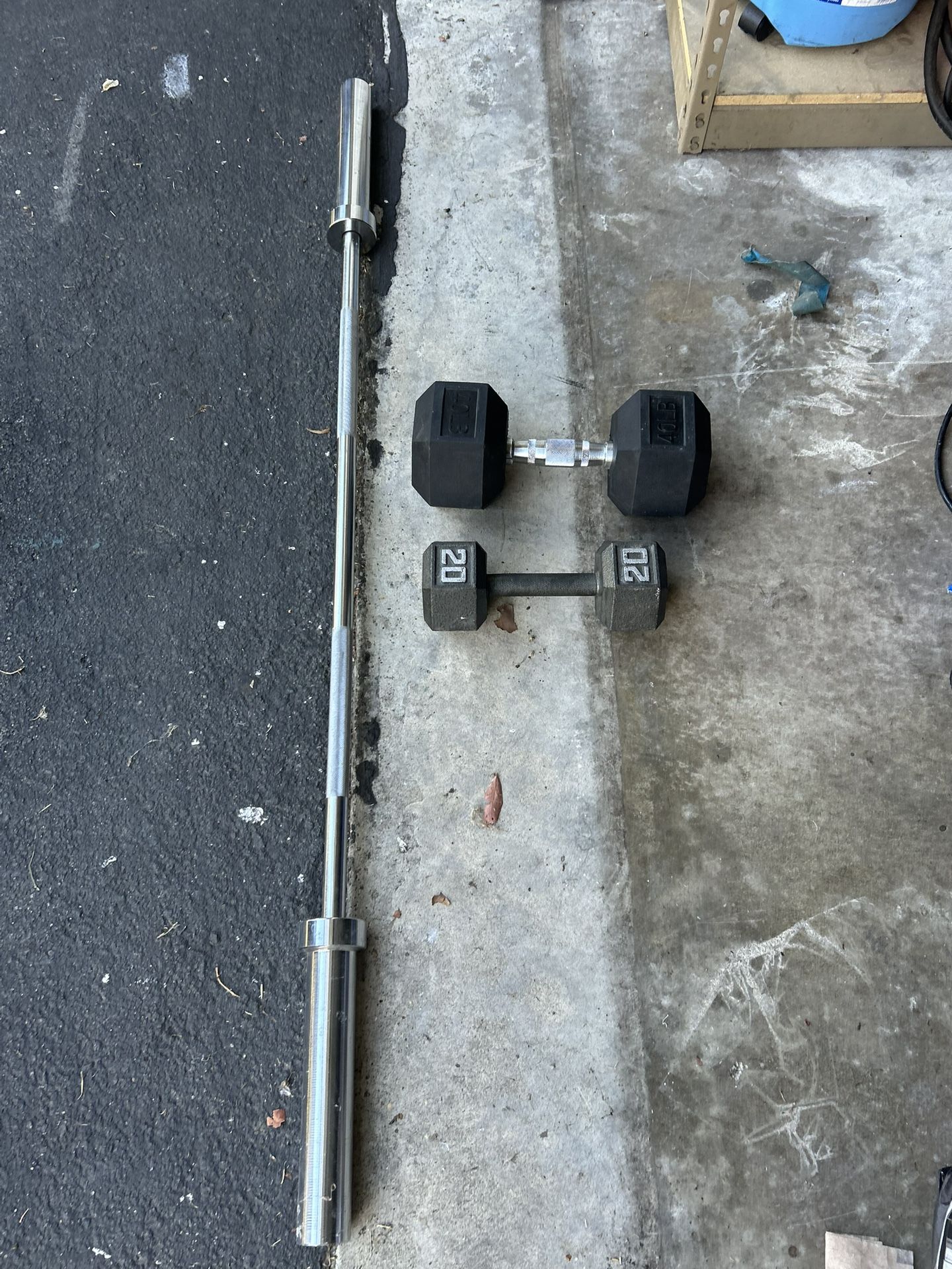 Weight Bar & Dumbbells