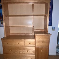 Simmons Little Folks Combination baby changing table/ dresser