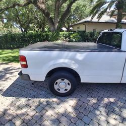 Ford  F150 Xl  Bed Cover Hard Cover Foldable 