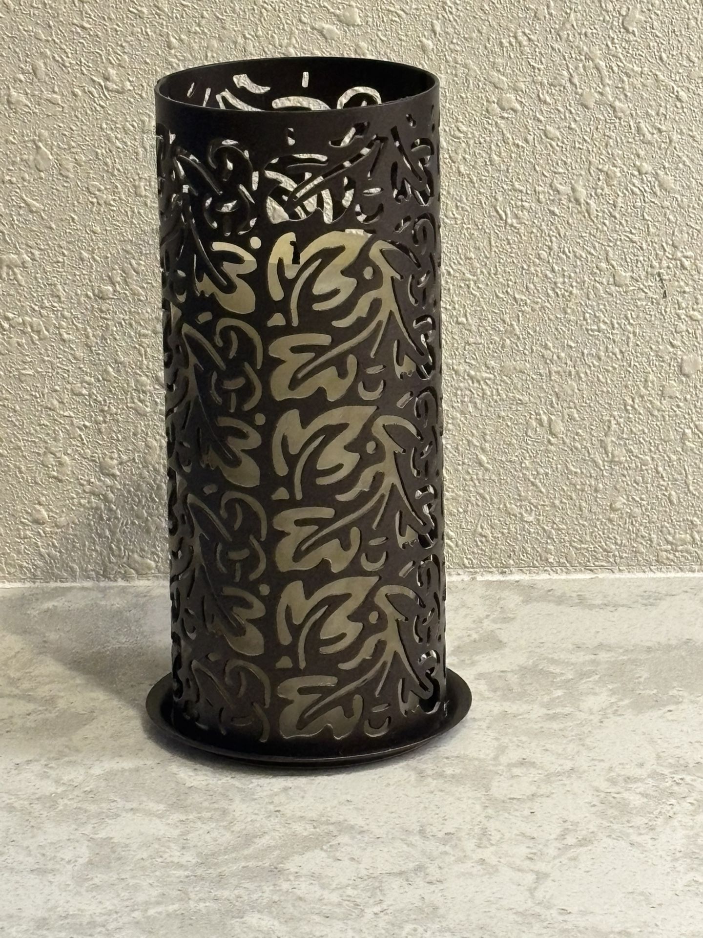 Partylite metal candle holder