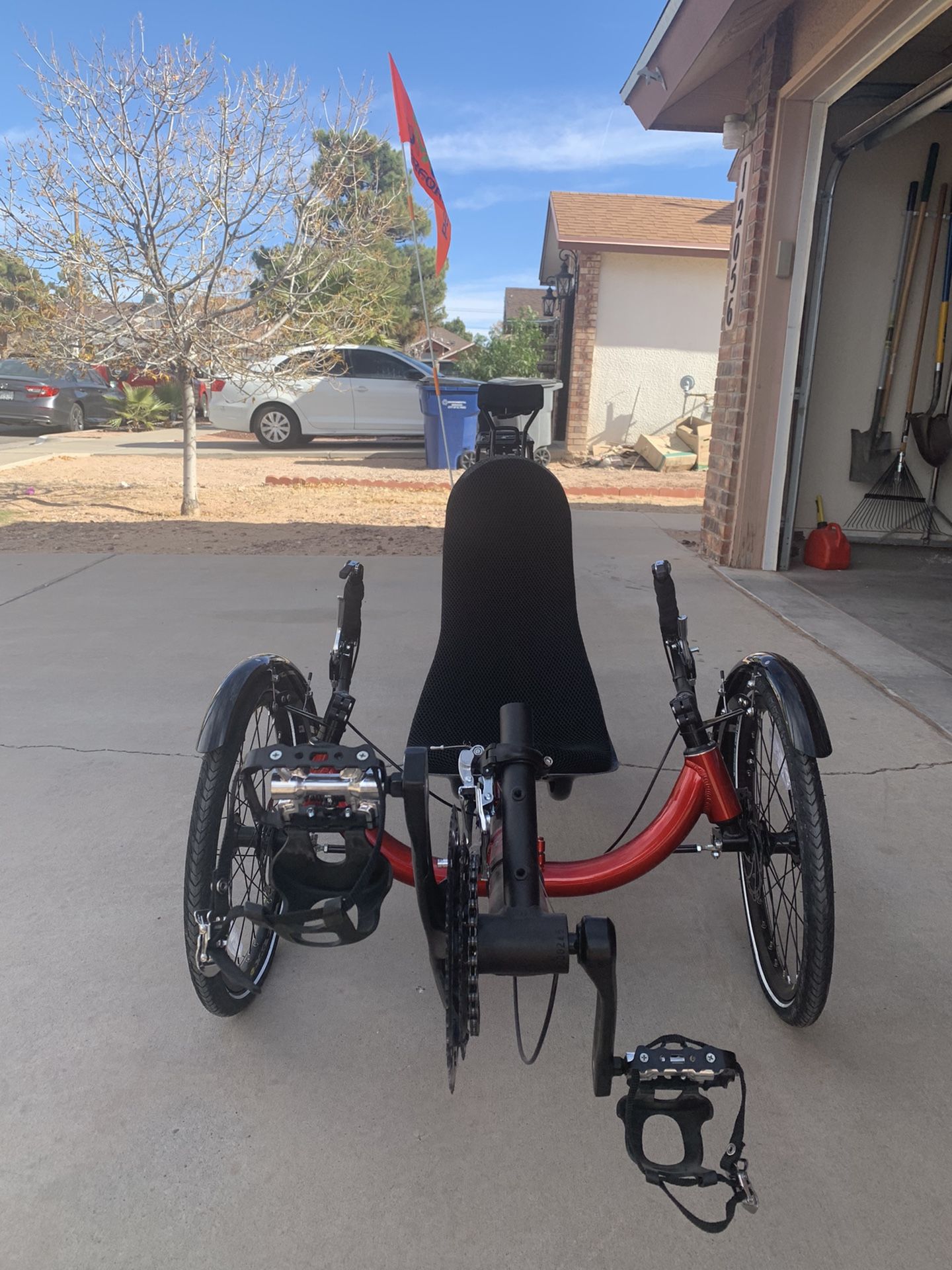 Performer JC-70 Recumbent Trike (Color: Rose Red Performance: 27 Speed Size: Standard