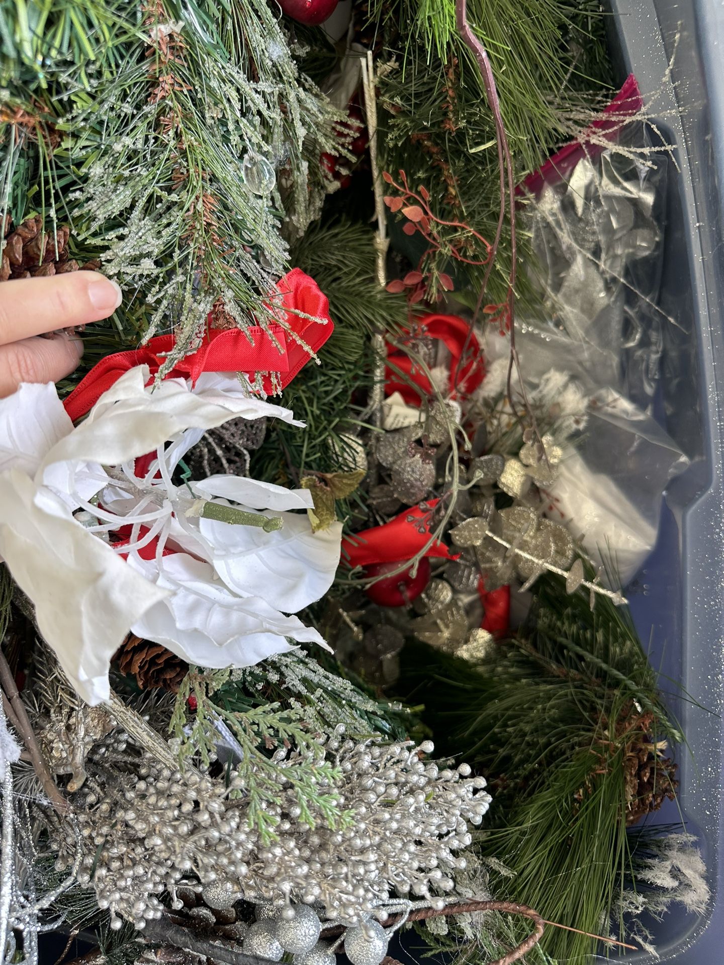 Free - Christmas Floral Tote