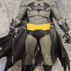 2025 McFARLANE BATMAN  vs  KONG  7" to 8" INCH BATMAN FIGURE ONLY New in Box With Stand Kids Toy DC