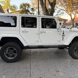 JEEP WRAGLER Unlimited Sahara Sport