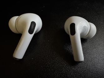 AirPods Pro Generation 1 For 70$