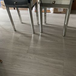 End table/Night Stand