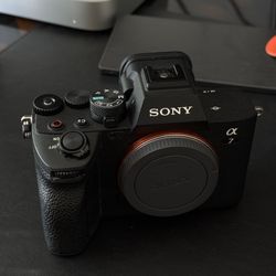Sony A7 IV 4