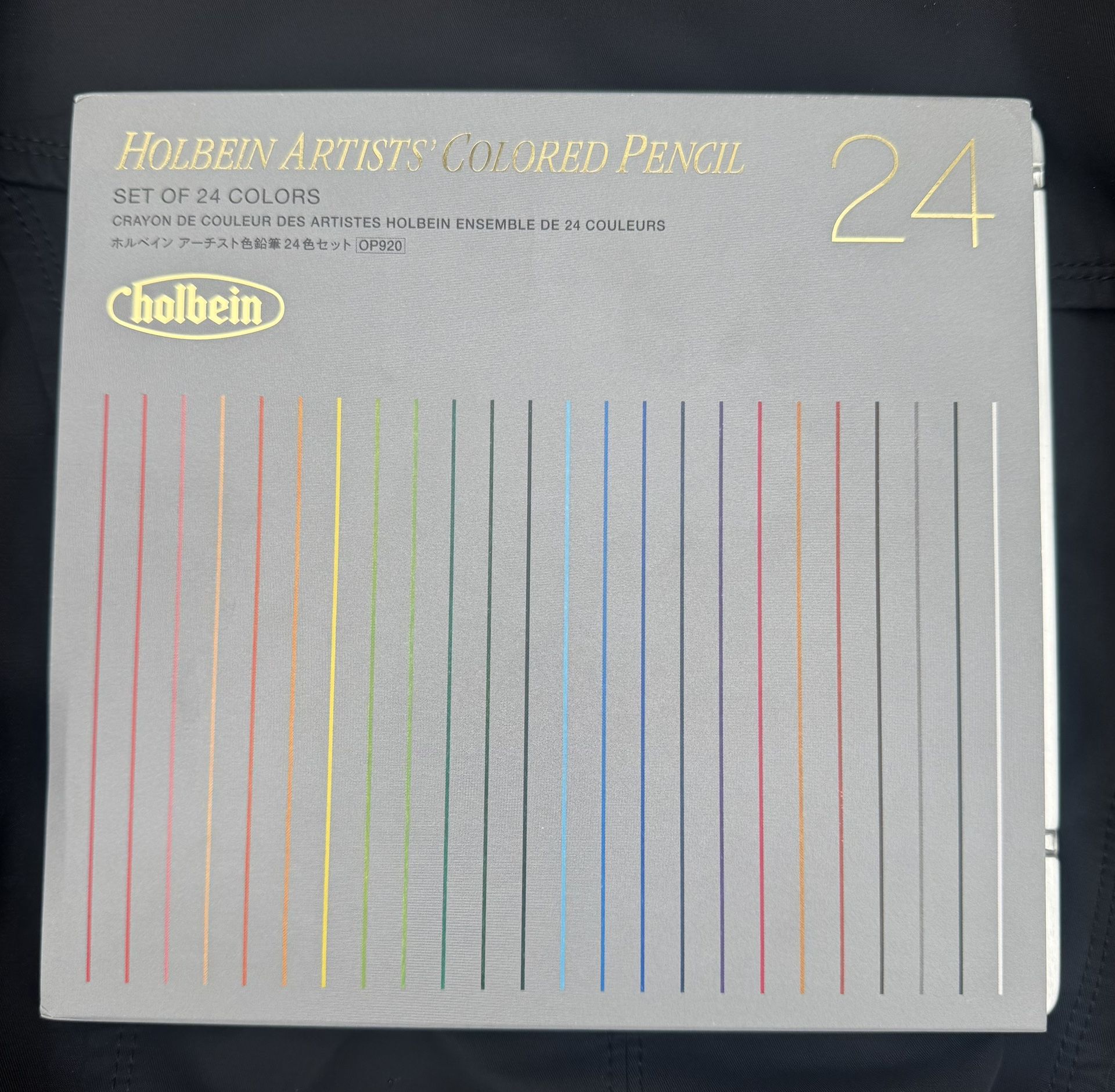 Holbein Artists Colored Pencils Set of 24