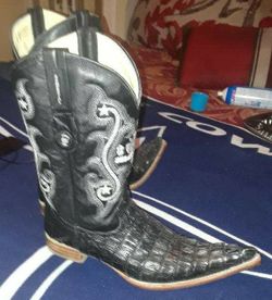 Hand crafted alligator boots (13)