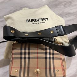 Burberry Crossbody 