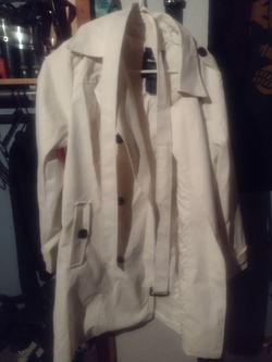 Beige Trenchcoat